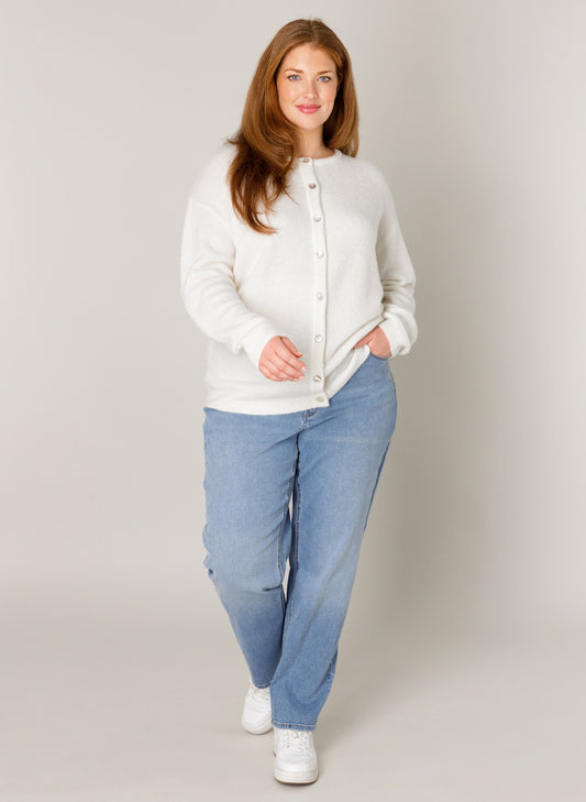 Yulia strik fra base level i mange farver med knapper