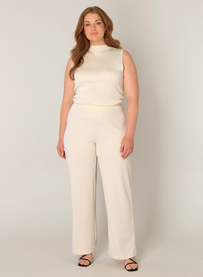 Yuena strik fra base level i mange farver