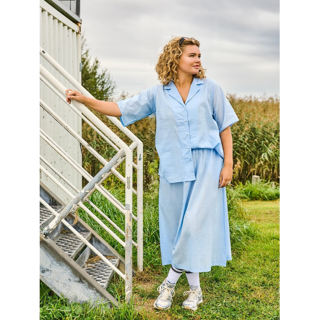 Preorder forår 26 Cloe sæt nederdel + skjorte pluse fra Zoye plus size