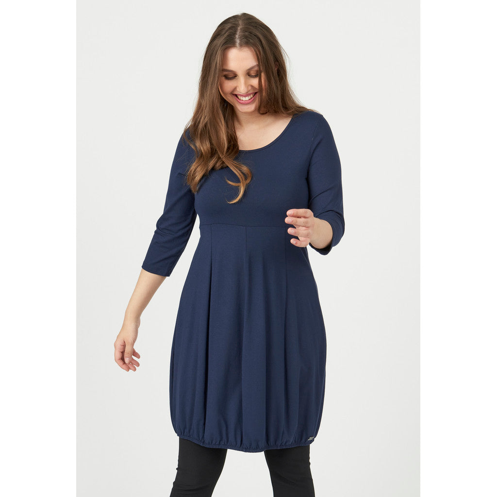 Sort Tunika /kjole i plus size med ærme i naturlig stof