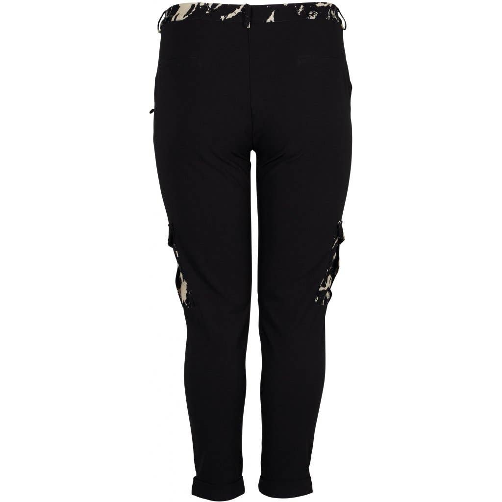 BUKSER  PERLA MED MØNSTER