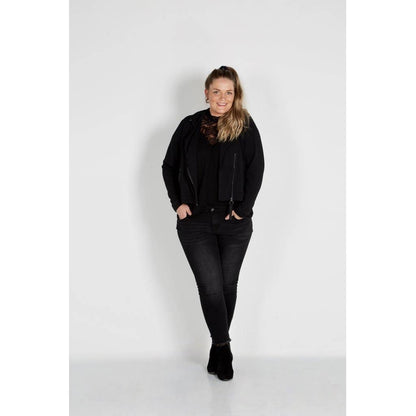 FIA JEANS fra Zoye dansk mærke sorte