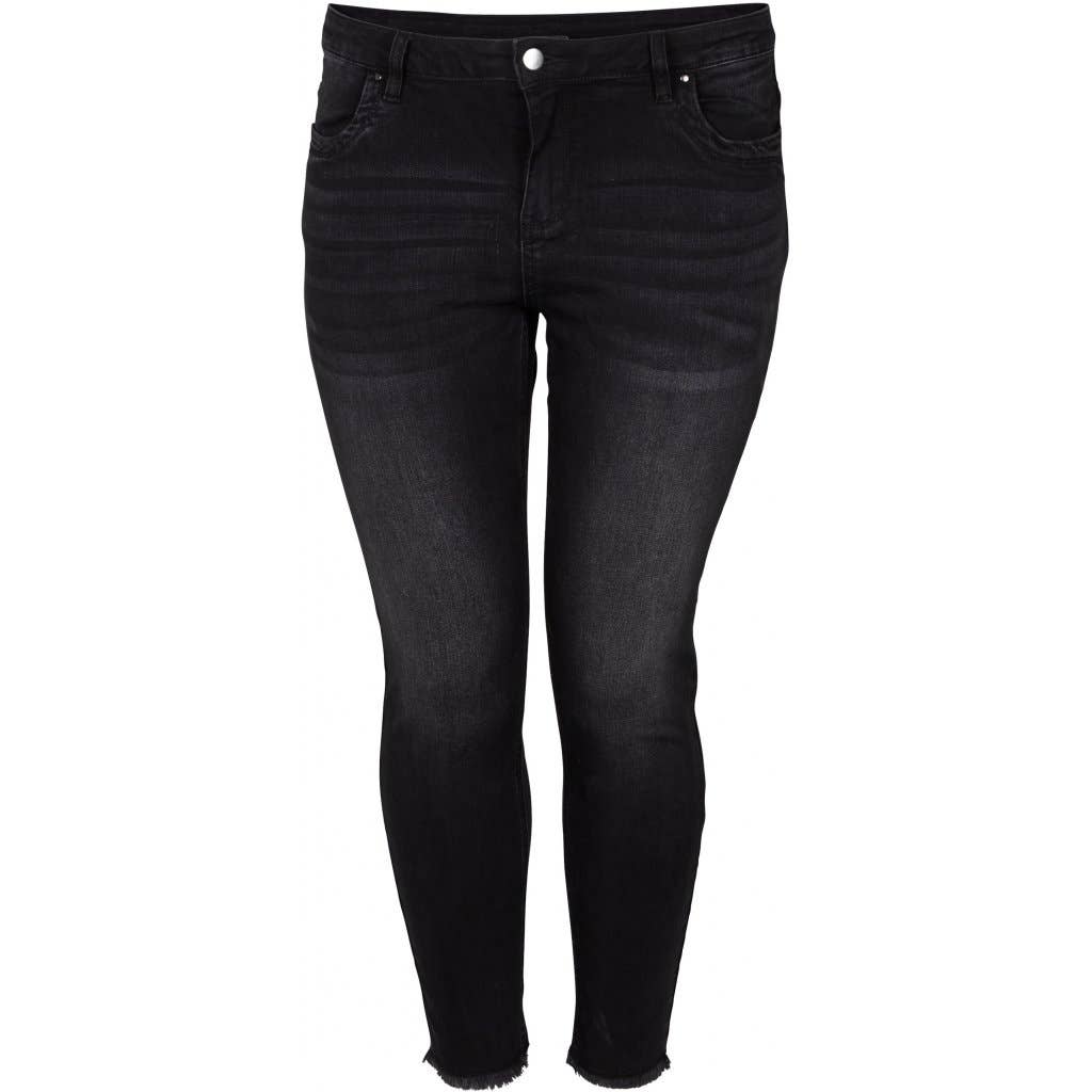 FIA JEANS fra Zoye dansk mærke sorte