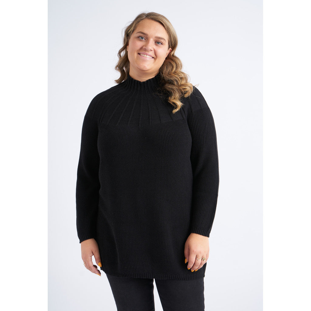 Strik sort plus size høj hals butik I Herlev