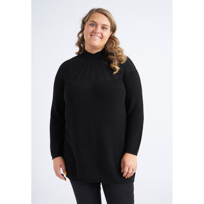 Strik sort plus size høj hals butik I Herlev