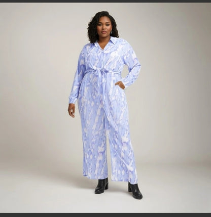 Blå buksedragt i plus size også
