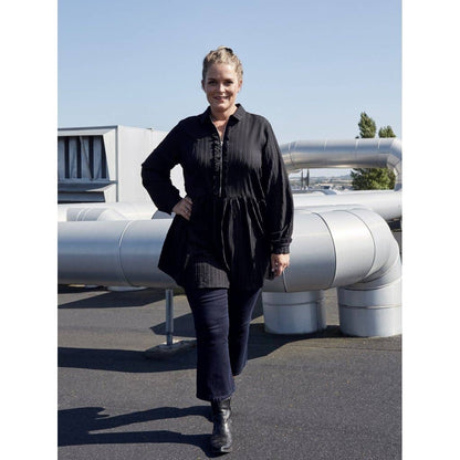 TIA BOOTCUT JEANS fra dansk mærke Zoye