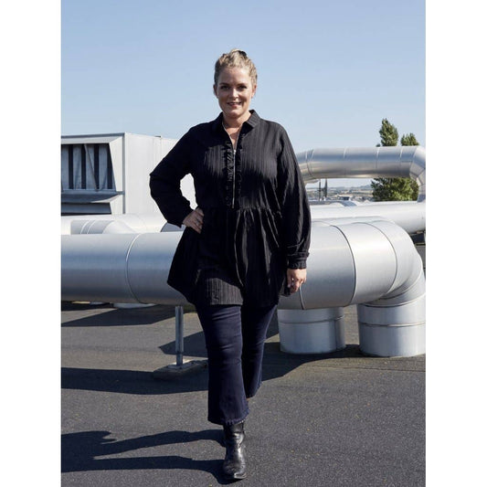 TIA BOOTCUT JEANS fra dansk mærke Zoye