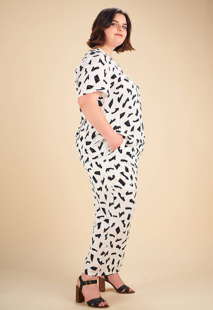 Sæt med top + nederdel i store størrelser, hvidt print (C6198) plus size
