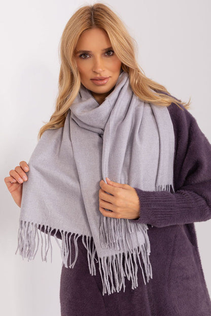  Shawl model 187617 AT 