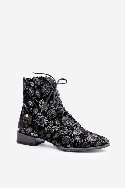  Boots model 200092 Step in style 