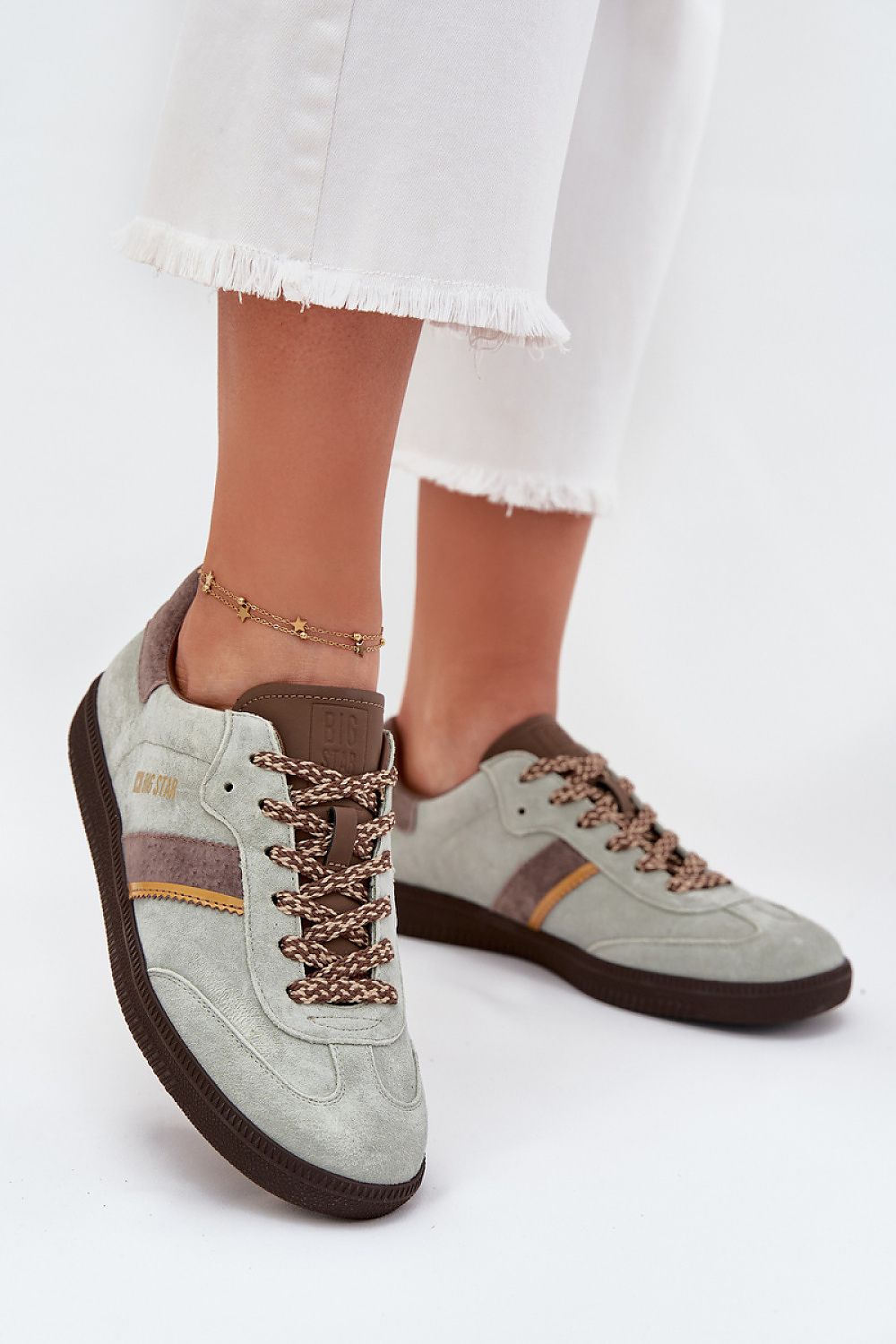  Sport Shoes model 216482 Step in style 